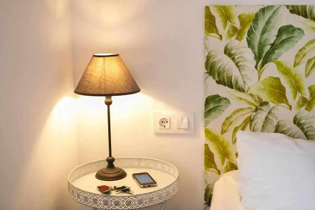 Newly Renovated Room W Pool & Bikeparking Χιρόνα 0*,