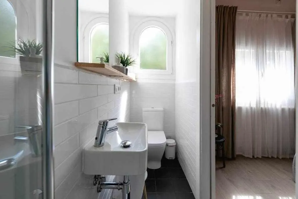 Πανσιόν Newly Renovated Room W Pool & Bikeparking Χιρόνα Ισπανία