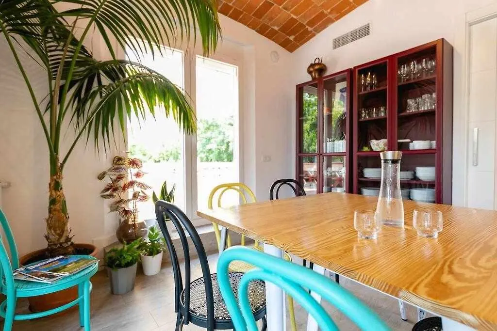 Newly Renovated Room W Pool & Bikeparking Gerona